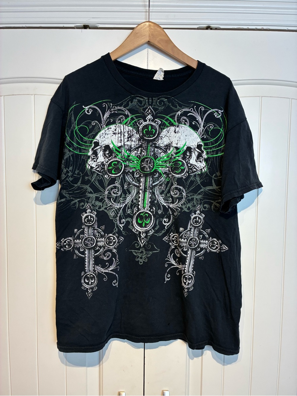 Tee (affliction style) Size L